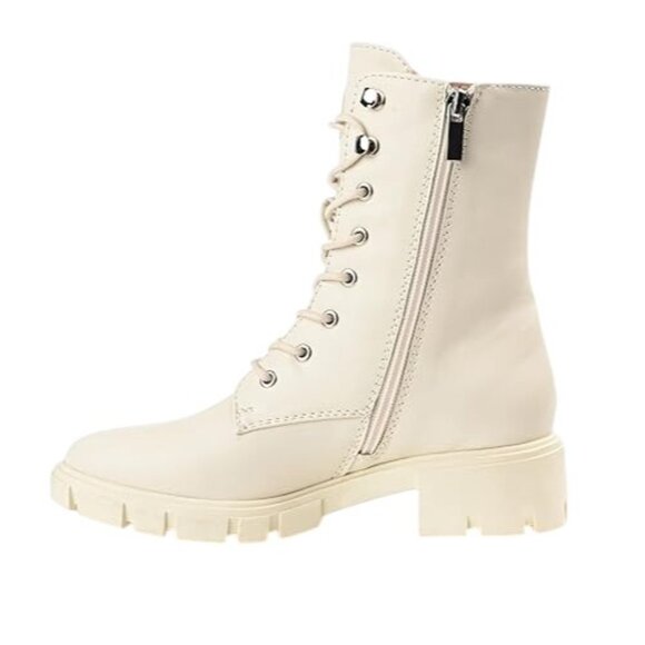 Journee Collection Women's Tru Comfort Foam Madelynn Bootie - Picture 2 of 4